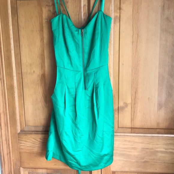 Strappy back green cocktail dress size XS - Picture 3 of 6